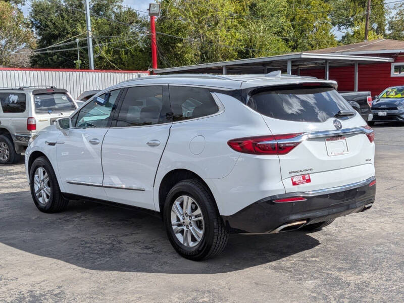 2018 Buick Enclave Essence