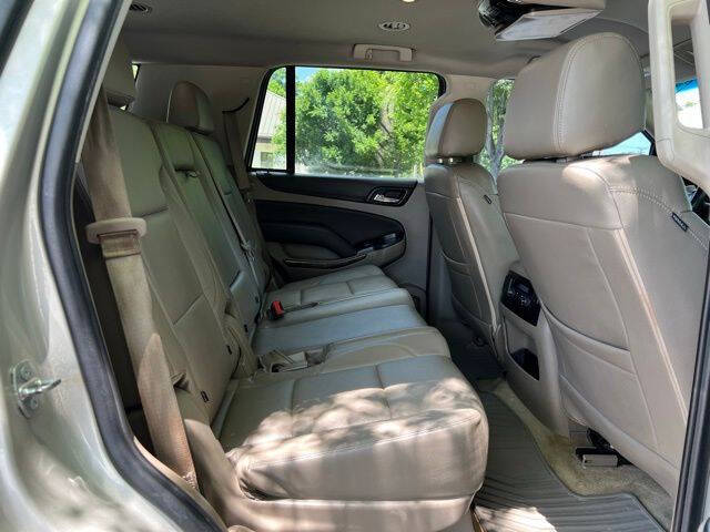 ChevroletTahoe19