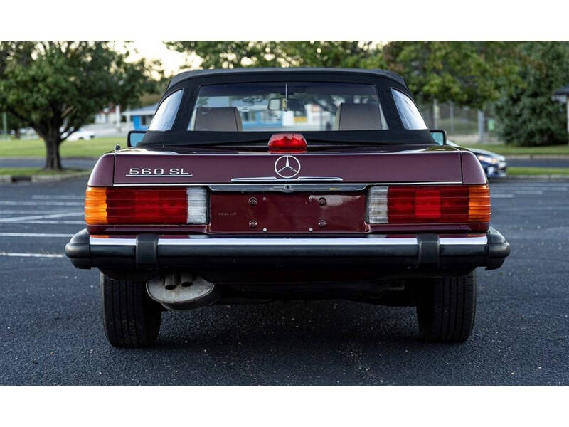 1987 Mercedes-Benz 560-Class 560 SL