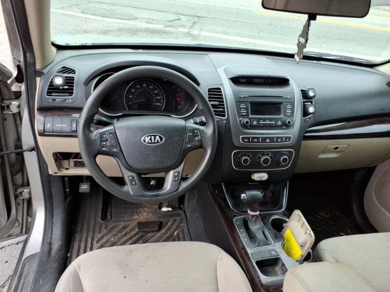 2015 Kia Sorento LX