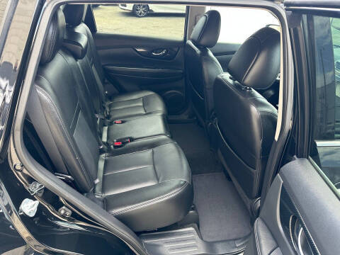 2017 Nissan Rogue SL