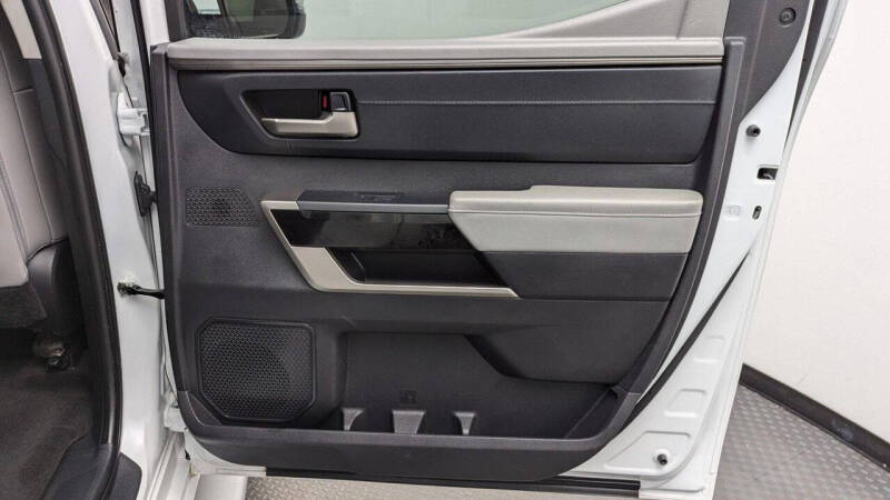 2023 Toyota Tundra Limited HV