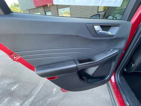 2022 Ford Escape SEL