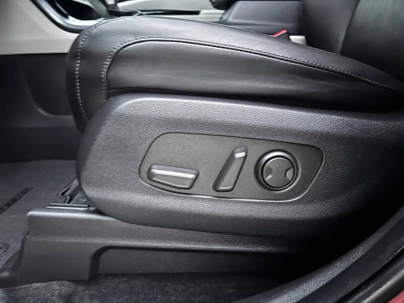 2022 Kia Carnival EX