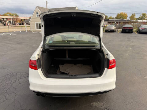 2015 Audi A4 2.0T quattro Premium