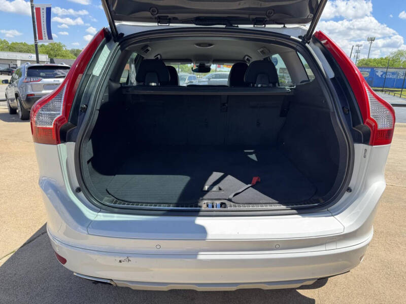 2016 Volvo XC60 T5 Drive-E