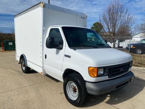 2007 Ford E-Series Chassis for sale at TOWNE AUTO BROKERS in Virginia Beach VA