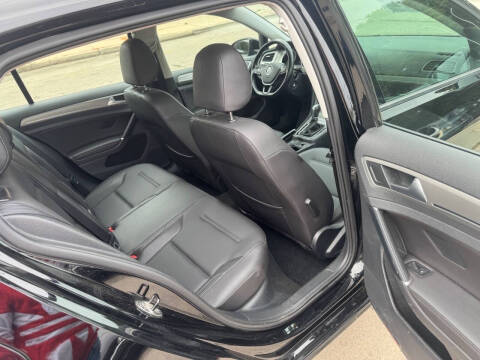 2015 Volkswagen Golf TSI S