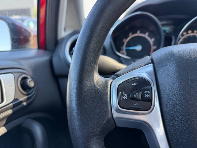 2014 Ford Fiesta Titanium