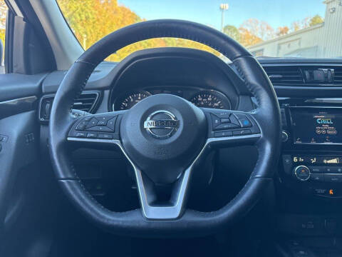 2022 Nissan Rogue Sport SV