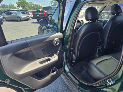 2017 MINI Countryman Cooper