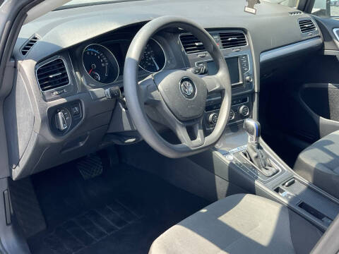 2016 Volkswagen e-Golf SE