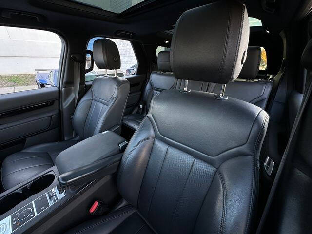 2019 Land Rover Discovery SE