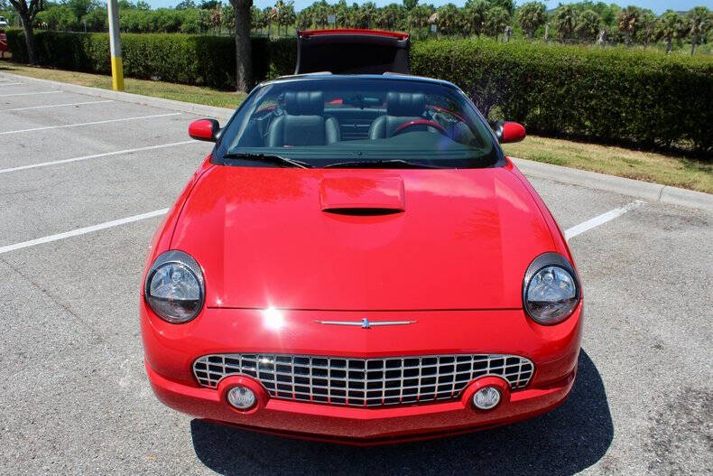 2002 Ford Thunderbird Deluxe