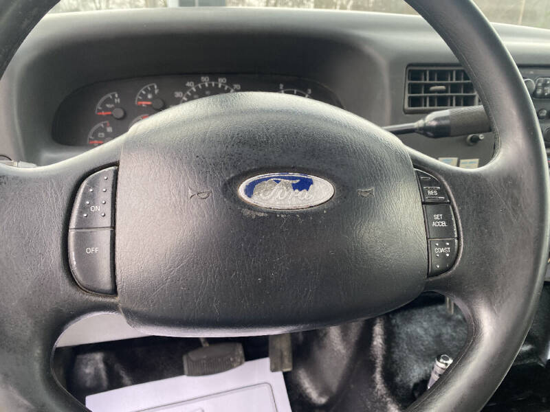 2003 Ford F-650 Super Duty