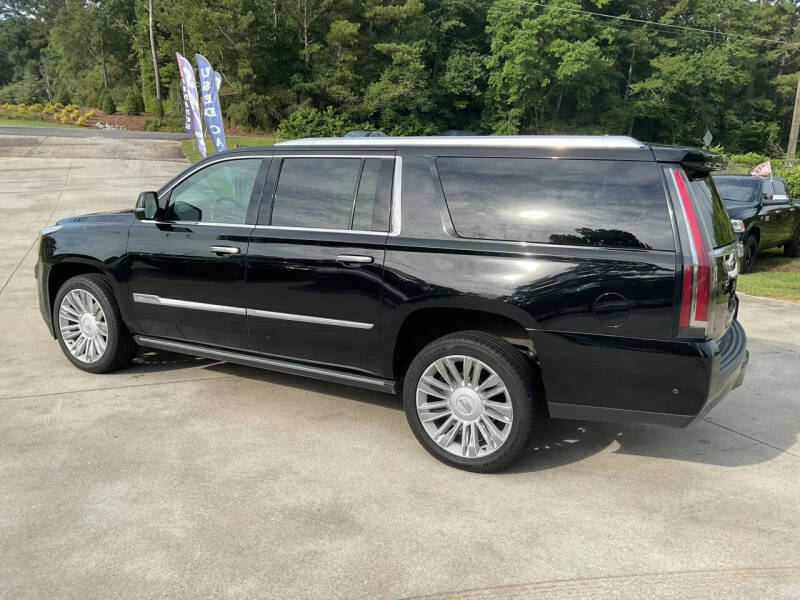 2017 Cadillac Escalade ESV Platinum