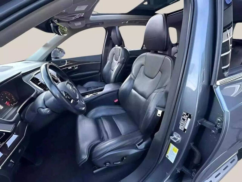 2017 Volvo XC90 T6 Inscription