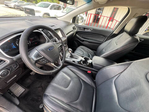 2017 Ford Edge Titanium