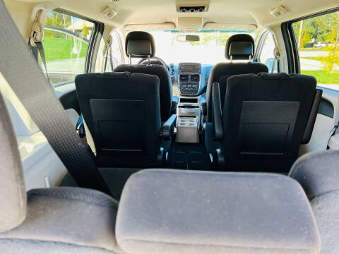 2012 Dodge Grand Caravan American Value Package