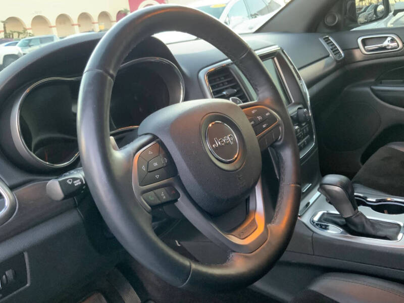 2017 Jeep Grand Cherokee Altitude