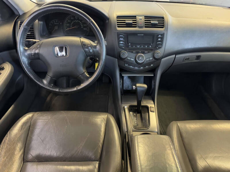 2005 Honda Accord EX w/Leather