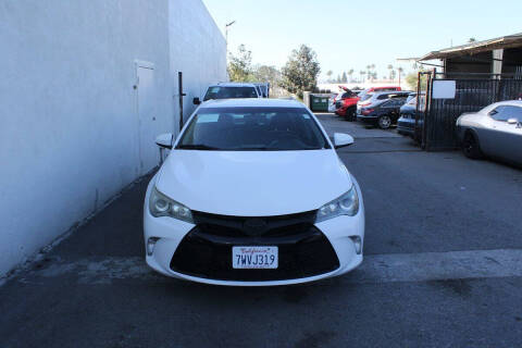 2017 Toyota Camry SE