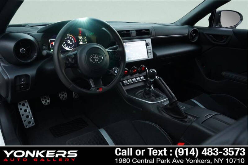 2023 Toyota GR86 Premium