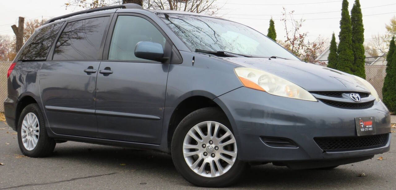 2008 Toyota Sienna for sale at Vrbo Motors in Linden, NJ