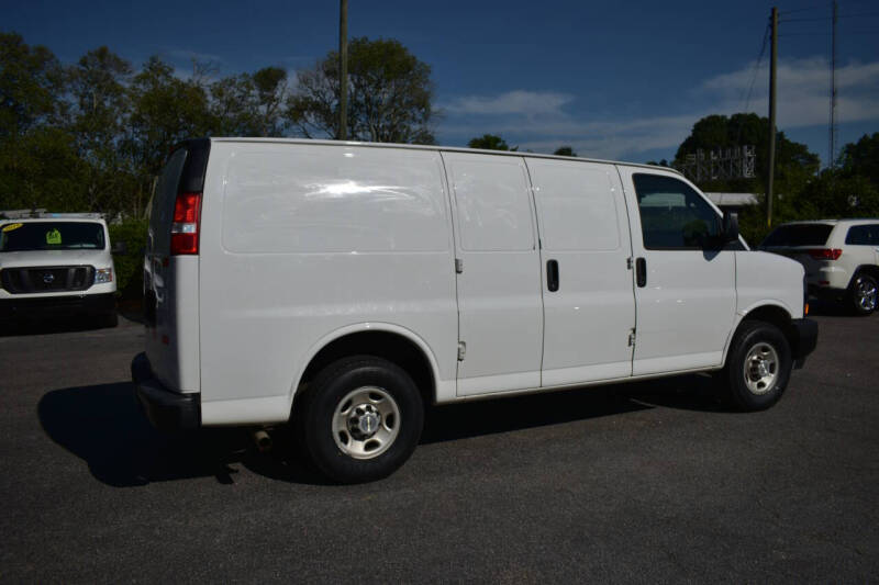 2021 Chevrolet Express 2500