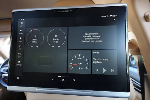 2018 Porsche Panamera 4 Executive