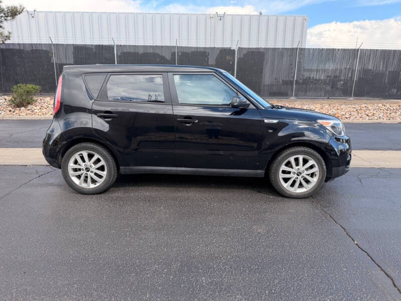 2017 Kia Soul +