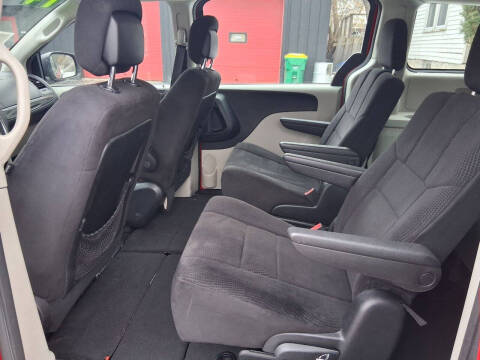 2014 Dodge Grand Caravan American Value Package