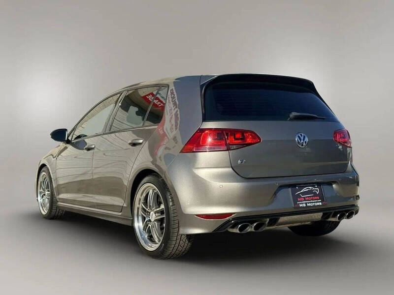 2017 Volkswagen Golf R 4Motion