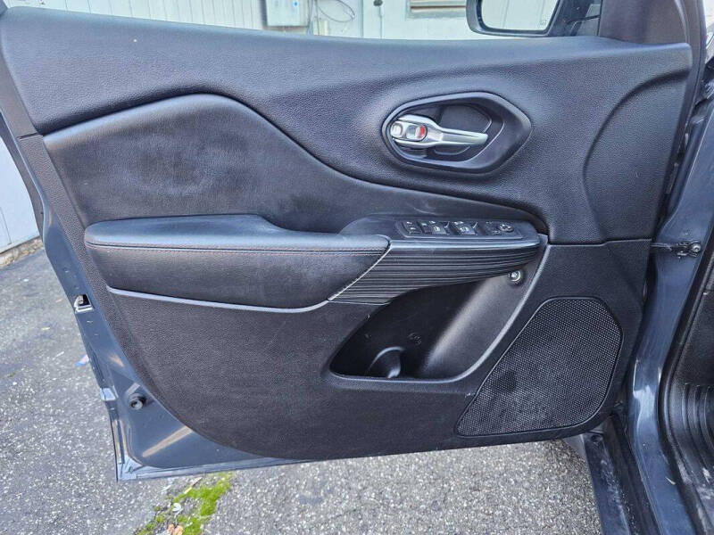 2016 Jeep Cherokee Trailhawk