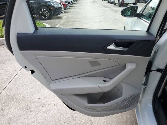 2023 Volkswagen Jetta SE