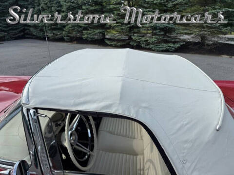 1957 Ford Thunderbird