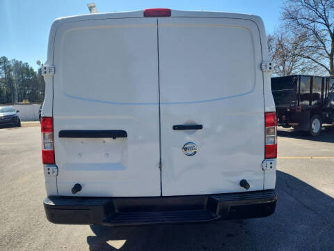 2017 Nissan NV 2500 HD SV