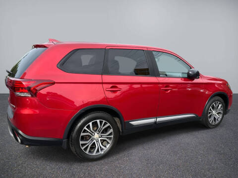 2018 Mitsubishi Outlander ES