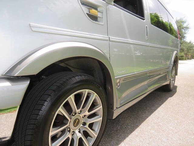 2019 GMC Savana 2500