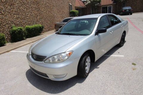 2005 Toyota Camry for sale at Highland Autoplex, LLC in Dallas TX