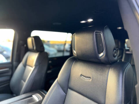 2022 Cadillac Escalade ESV Luxury