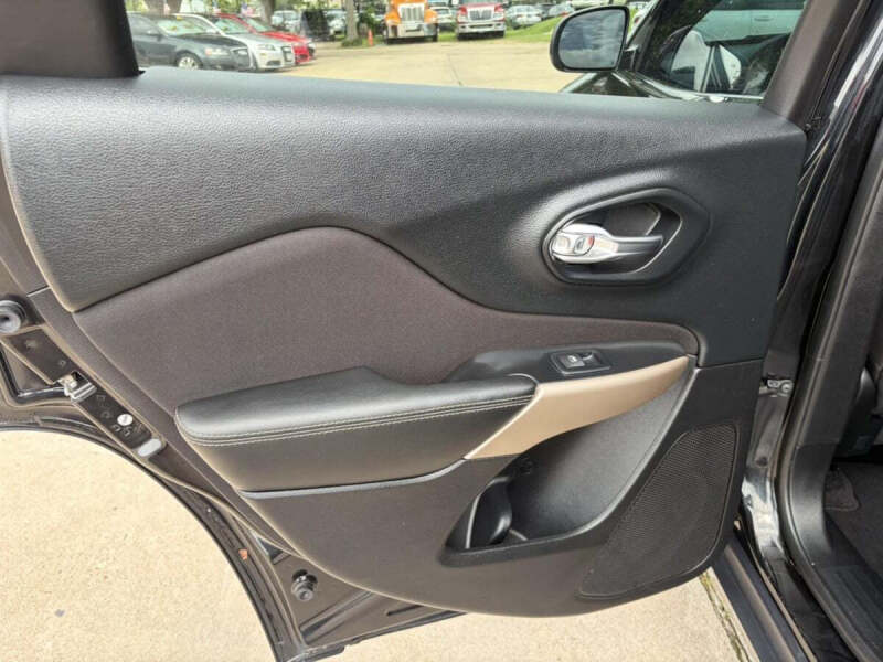 2017 Jeep Cherokee Latitude
