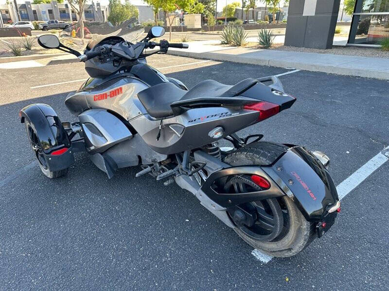 2011 Can-Am Spyder