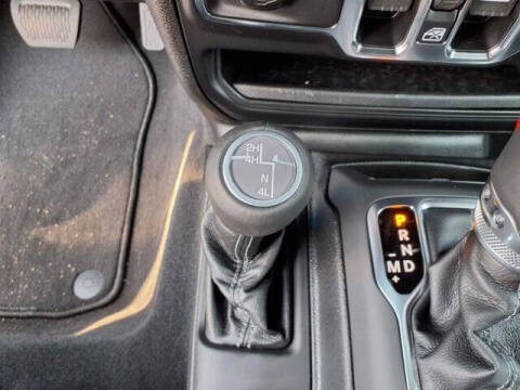 2025 Jeep Gladiator High Tide