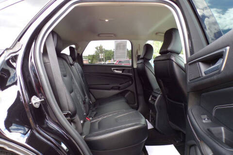 2023 Ford Edge Titanium