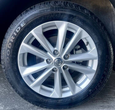 2017 Nissan Rogue Sport S