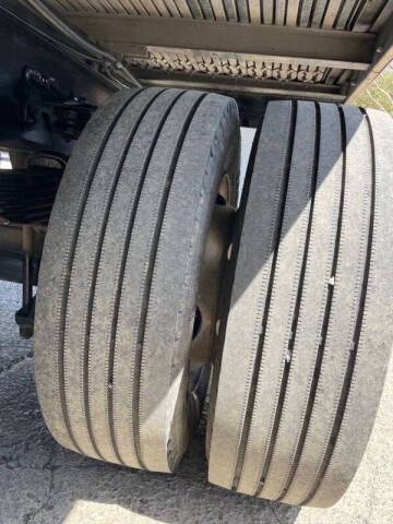 2016 Freightliner M2 106