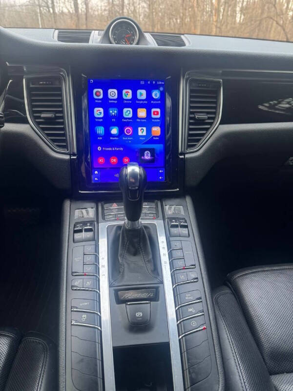 2016 Porsche Macan S