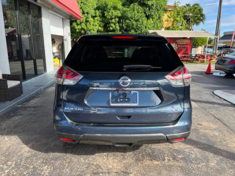 2016 Nissan Rogue SV