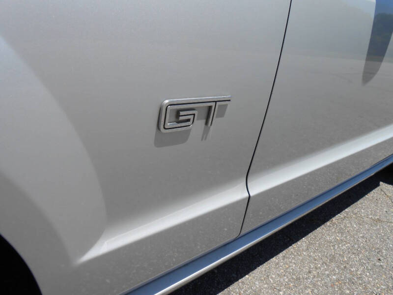 2007 Ford Mustang GT Deluxe